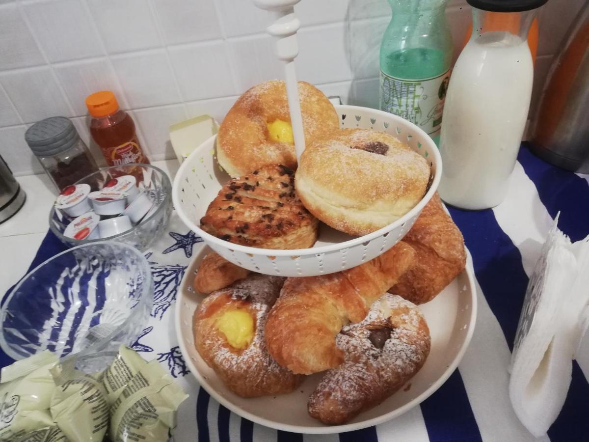 B&B I 100 Passi Gaète Extérieur photo